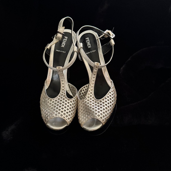 Fendi heels - Picture 1 of 7